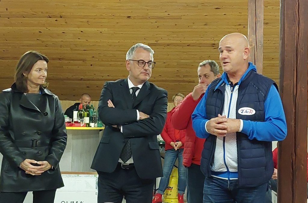 Srečanje na Močilnem v družbi dveh ministrov